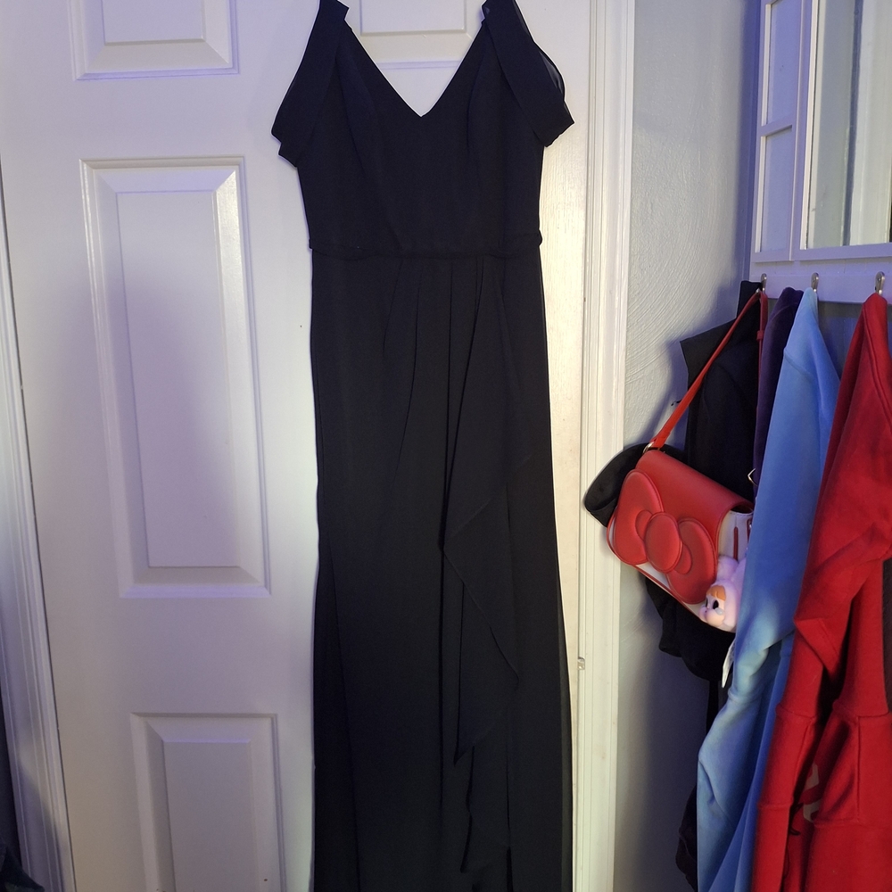 Elegant Black Evening Gown